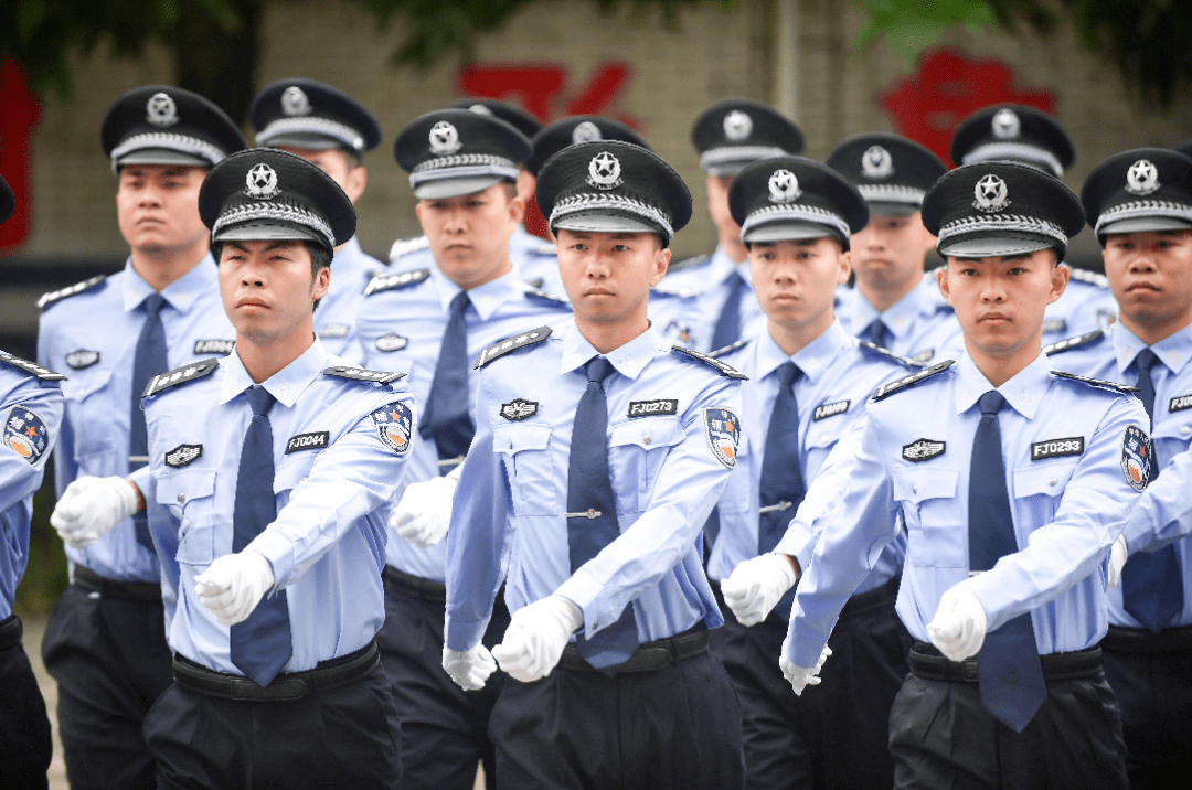 辅警照片要求图片