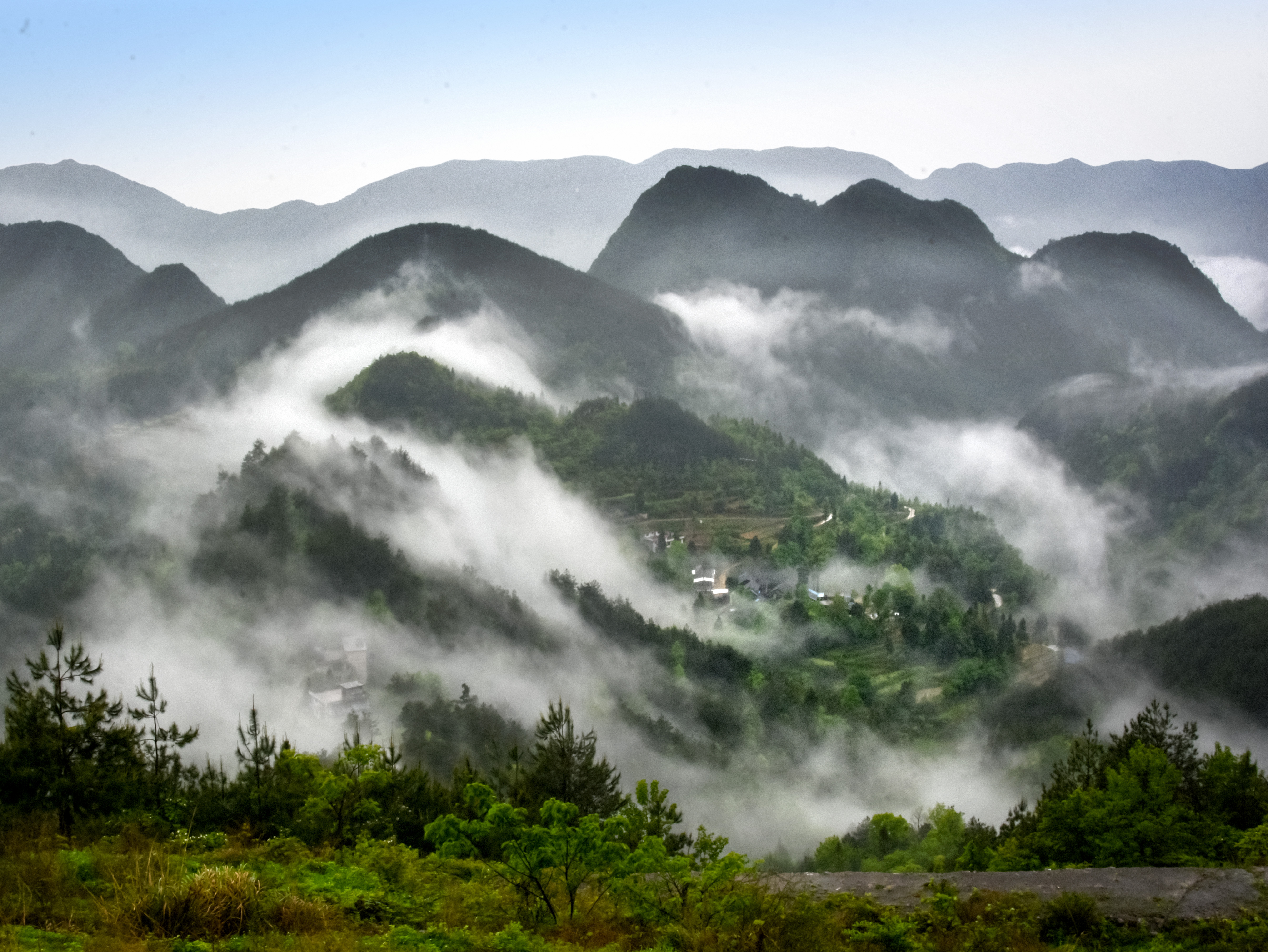 印江大圣墩,一个珍藏在梵净西游大自然的神奇瑰峰,宛若仙景