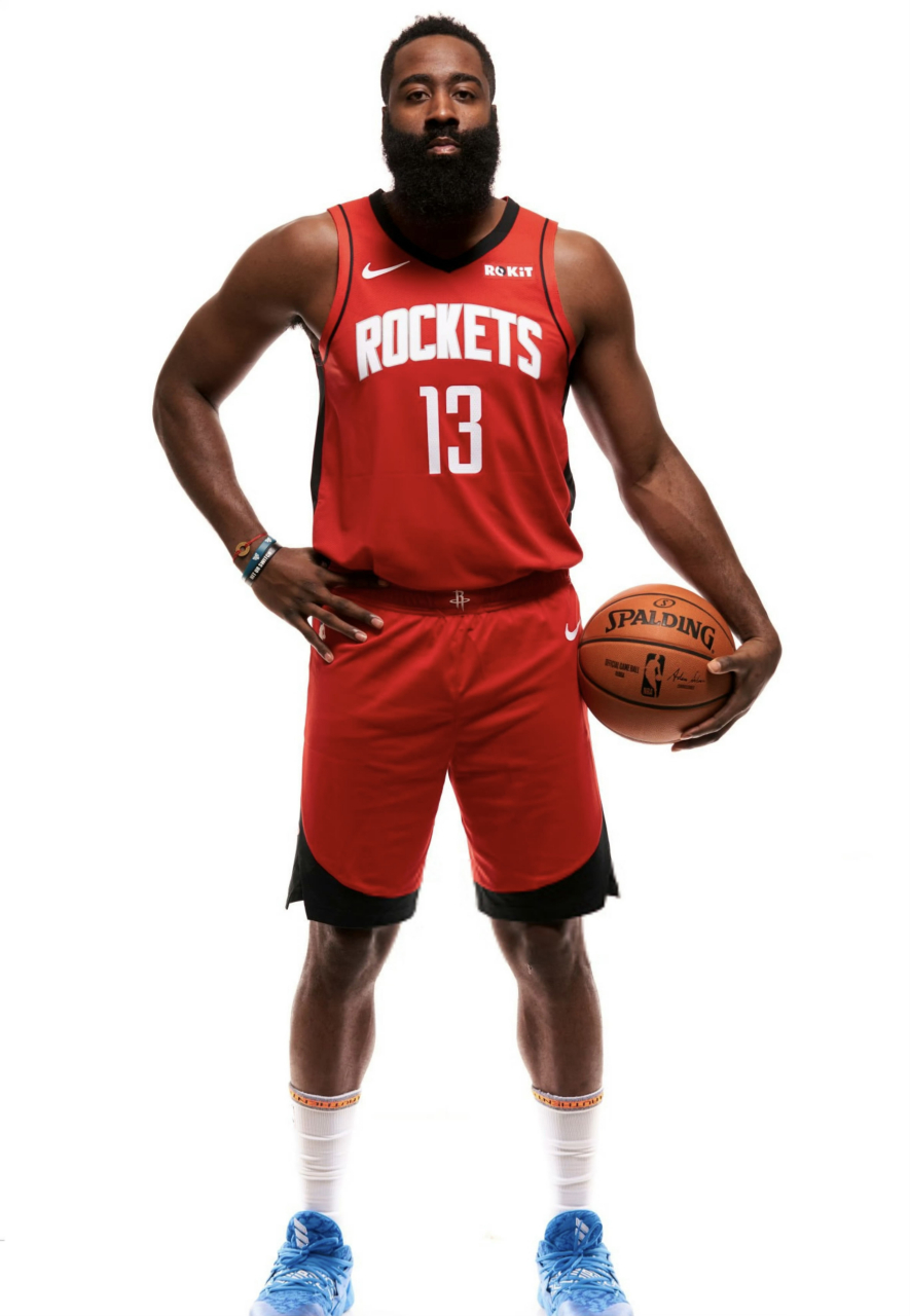 雷霆时期的青涩:3号秀,雷霆三少,触到西决地板,因为400万和雷管狙裂