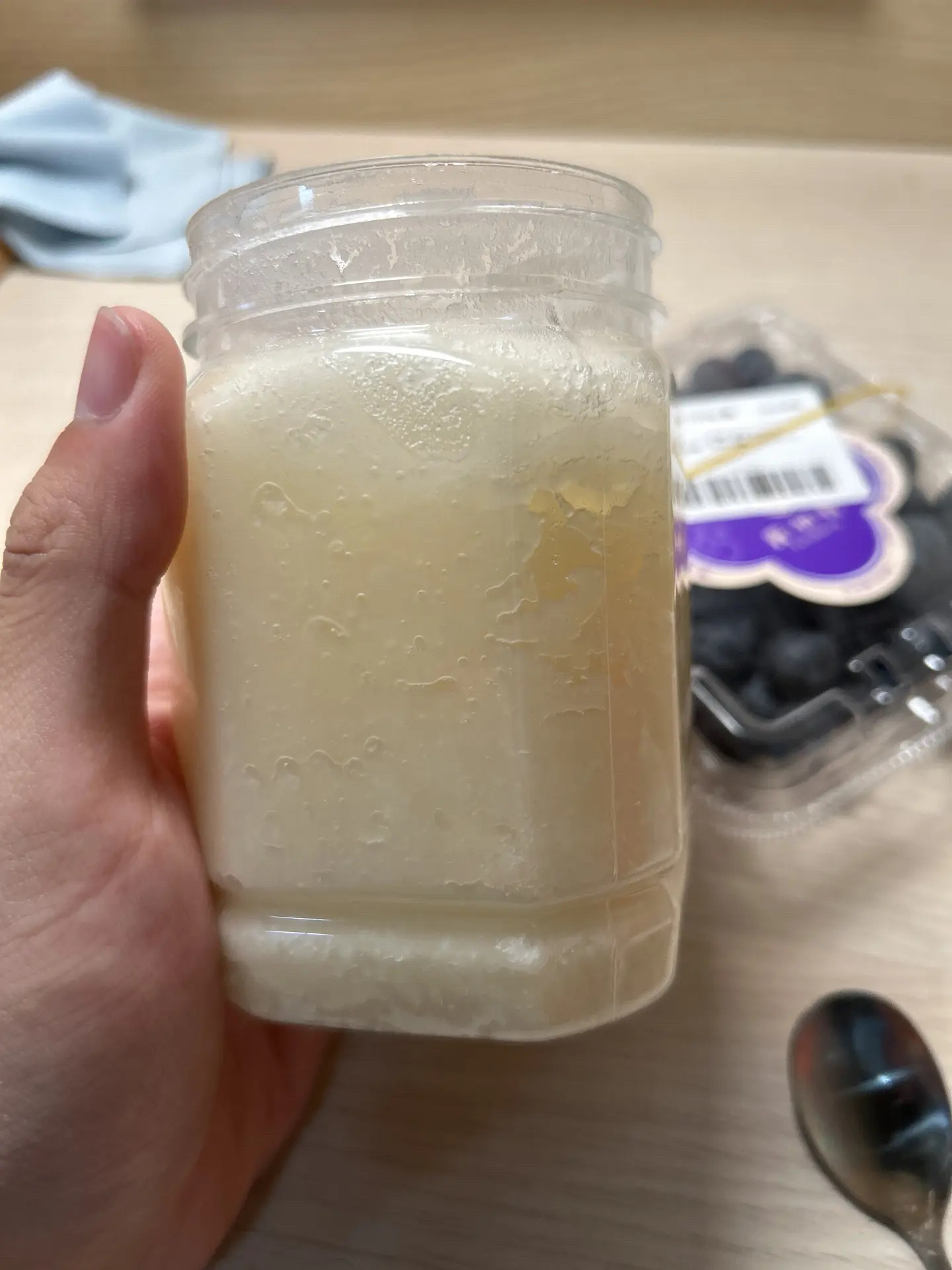 蜂蜜是不是不会坏(蜂蜜会坏的吗) 蜂蜜是不是不会坏(蜂蜜会坏的吗)