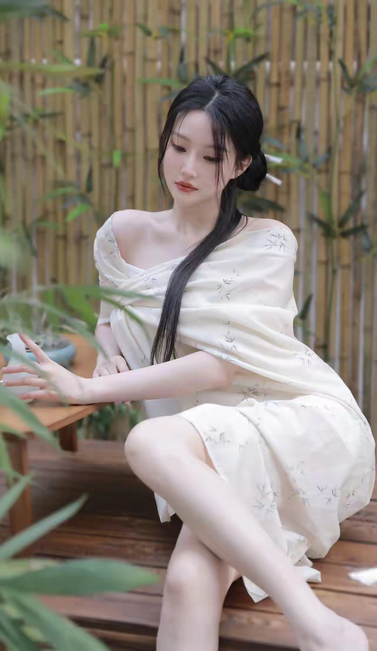 古典美女,如诗如画,如清泉般灵动,如兰花般婉约.