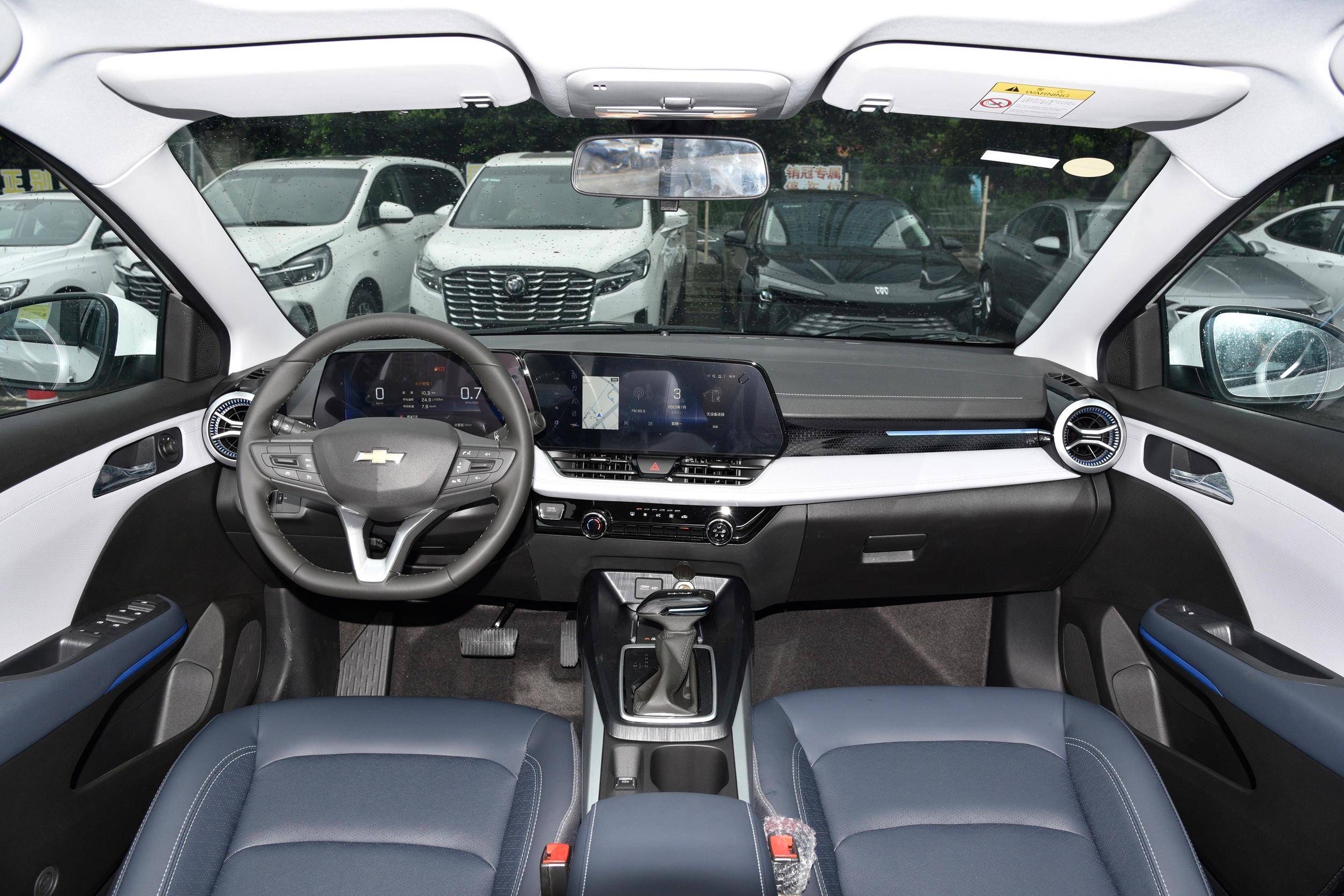 雪佛兰"价格腰斩"!直降4万,5.99万起的豪华轿车体验!