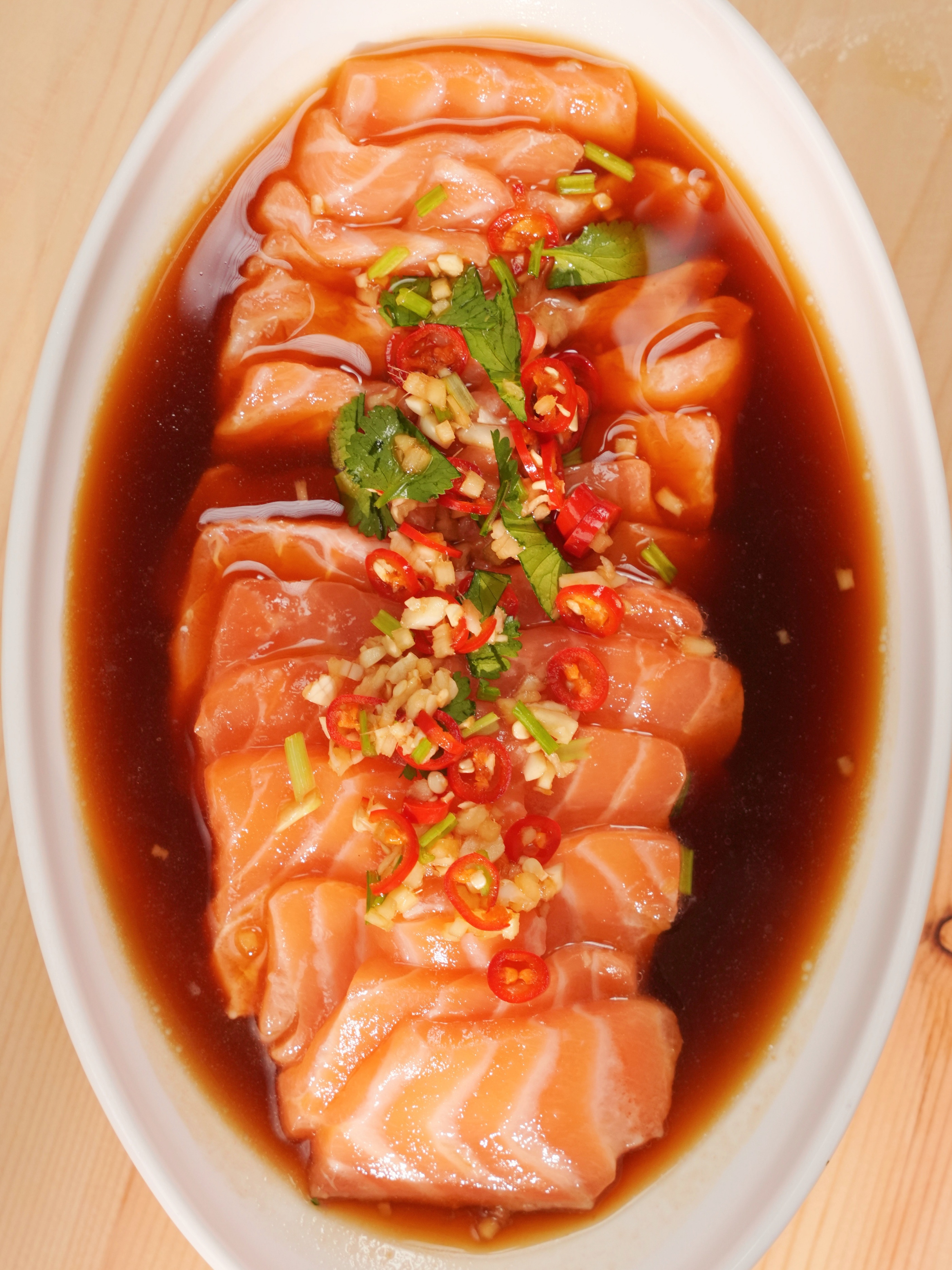 炫我嘴里!减脂界人见人爱的"天菜"选手捞汁三文鱼!