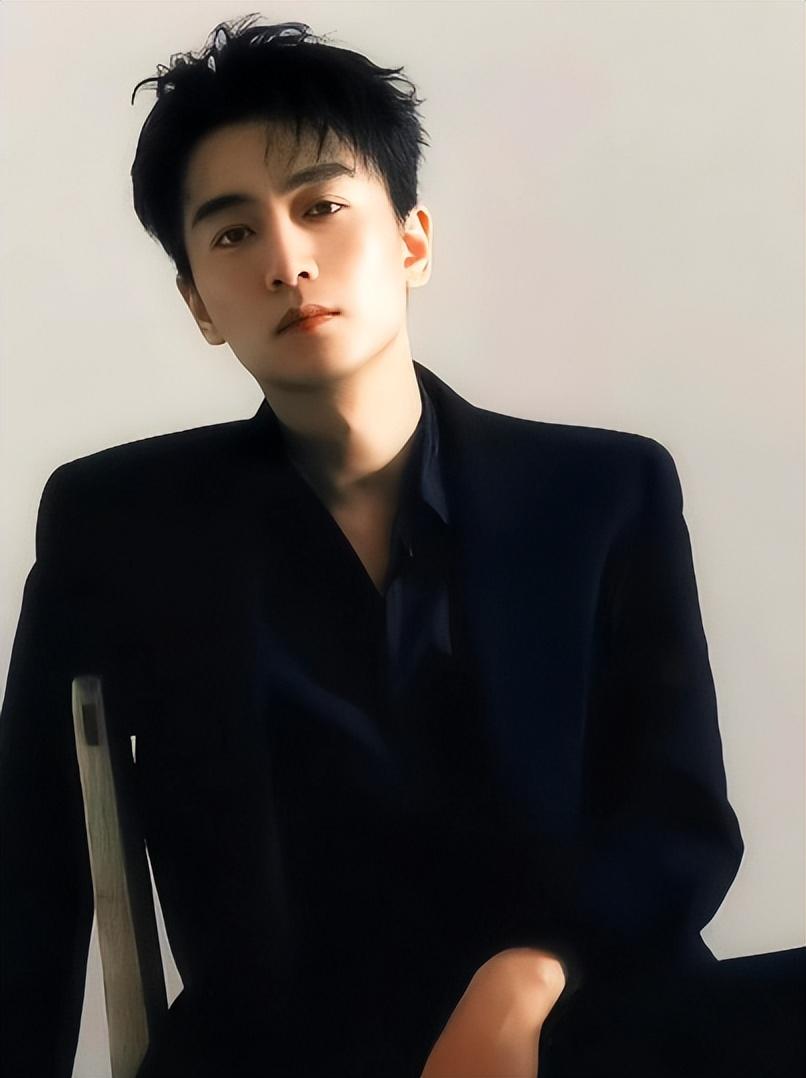 平心而论,内娱真正的顶级神颜,绝色美男,肖战,陈晓刘学义上榜