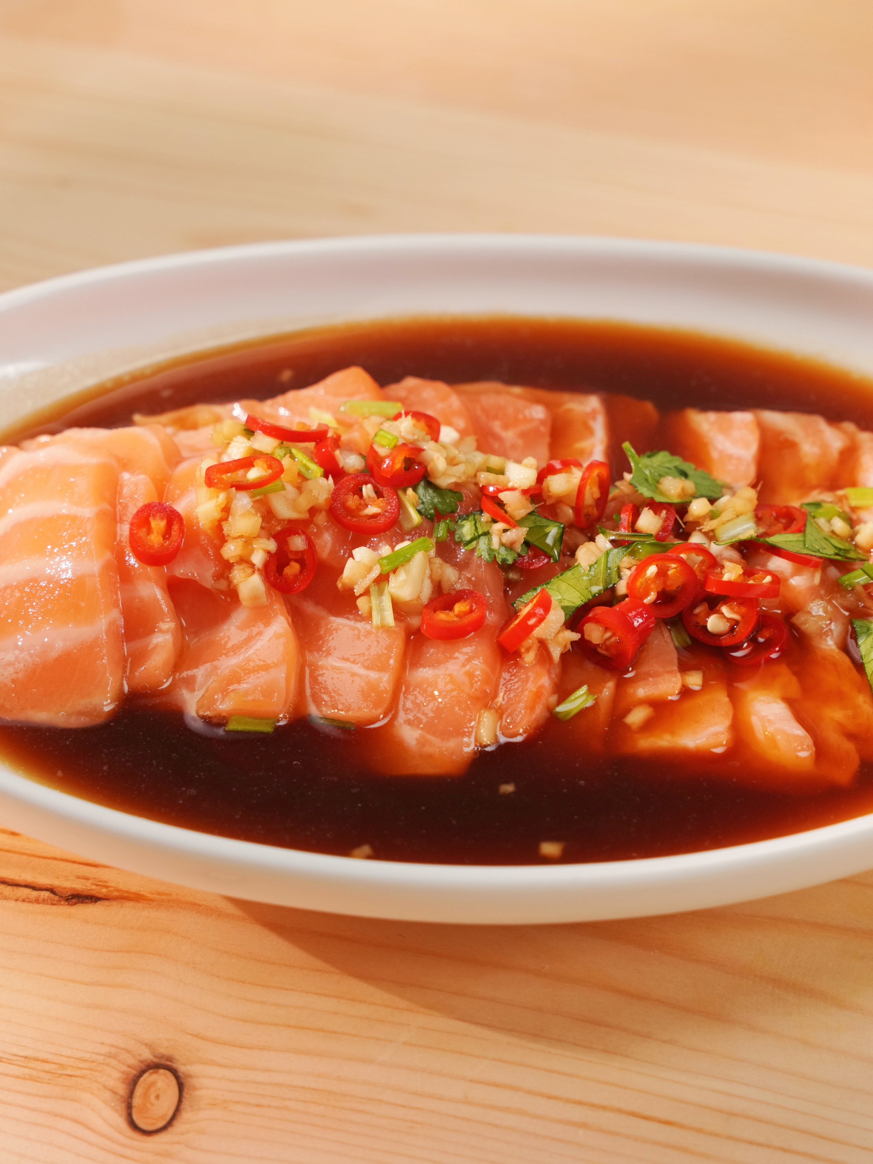 炫我嘴里!减脂界人见人爱的"天菜"选手捞汁三文鱼!