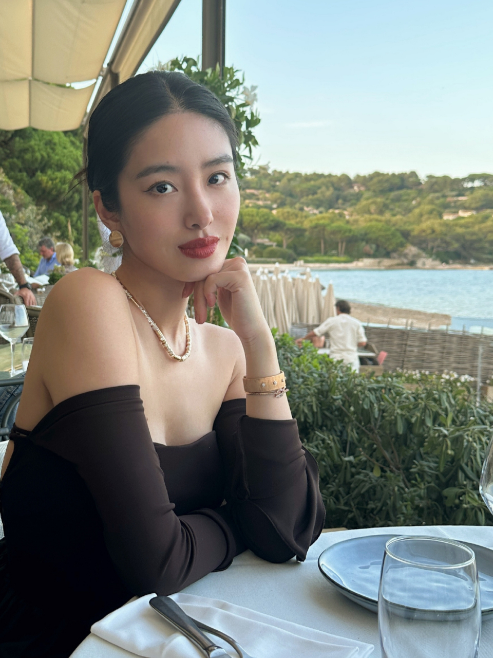 杨采钰精选写真大片,时尚美妆令人惊艳