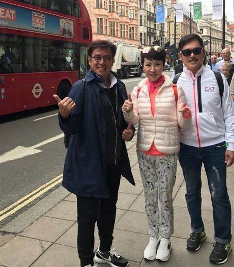 72岁谭咏麟即将推出新专辑!26岁独子牛津硕士毕业,颜值神似父亲