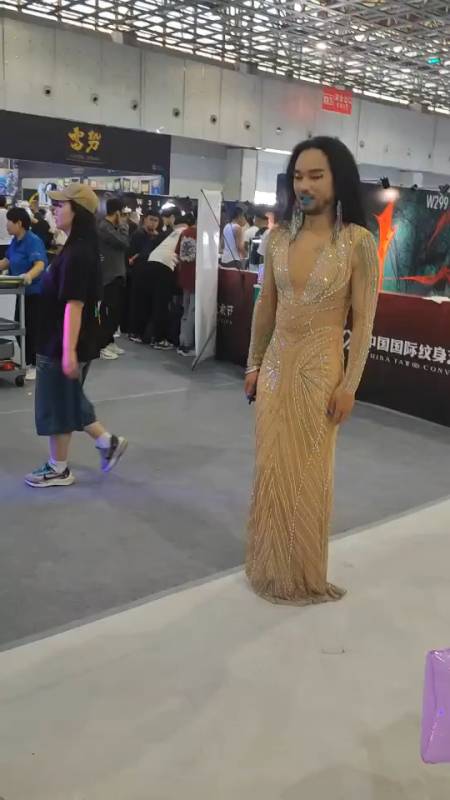 我今年43岁参加2024廊坊纹身国际展