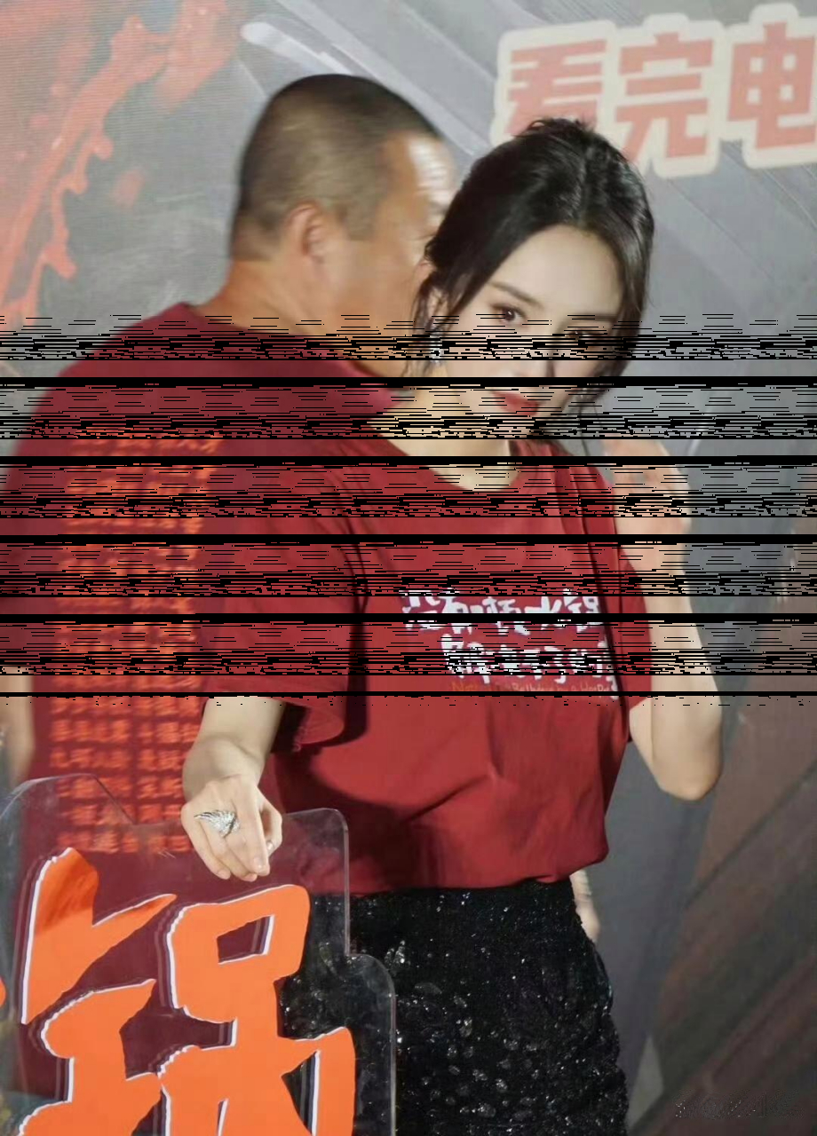 杨幂瘦身秘诀大揭秘!没听她说减肥,却悄悄瘦成闪电!