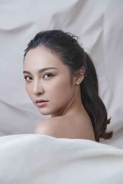 而刘珍珍和陈明明本人,此时的心情也是百感交集.