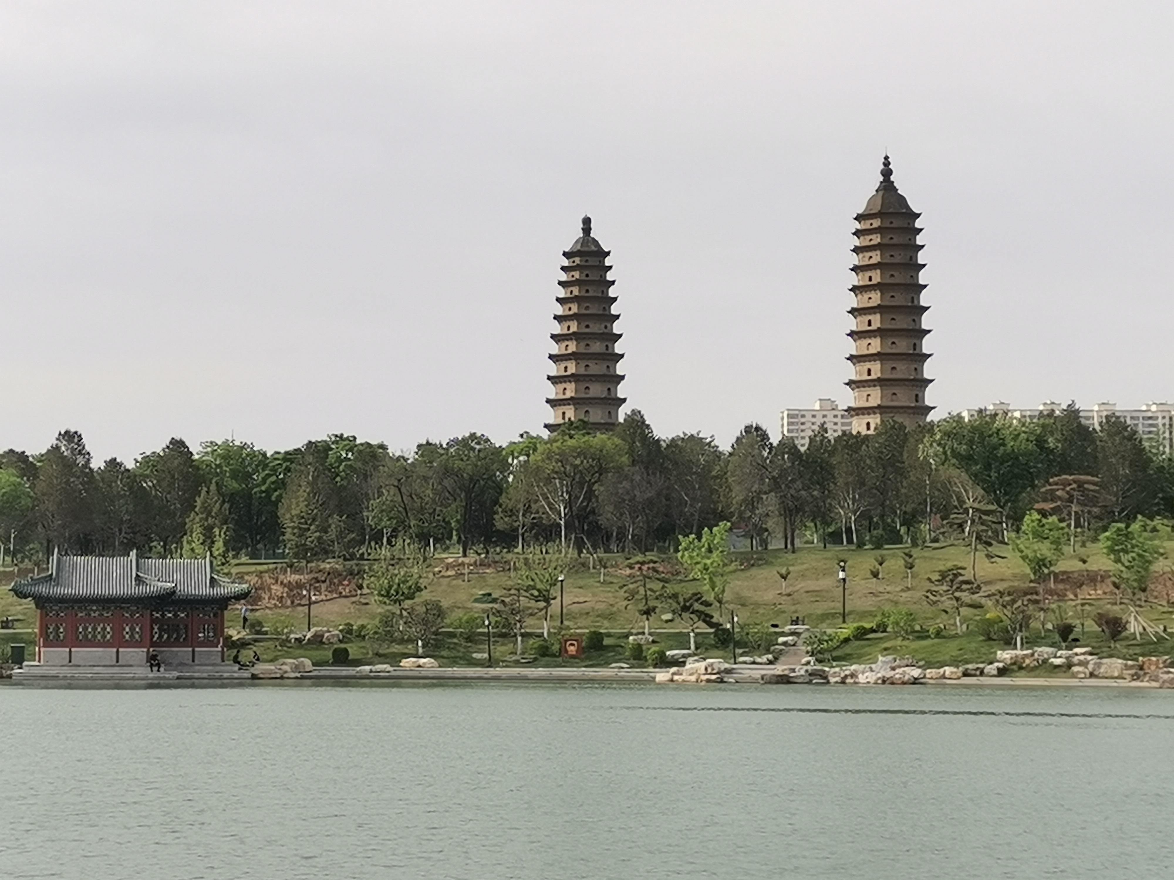 太原双塔寺全貌图片