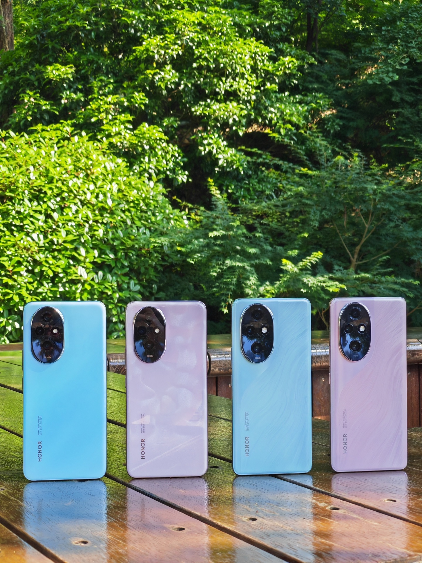 56 英寸索尼 mmx906 超大底影像传感器,支持 ois 光学防抖, f /1.95