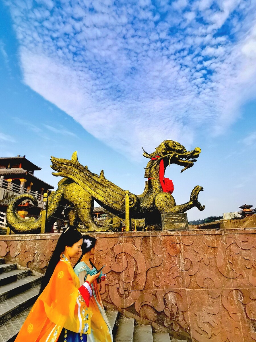 秦皇岛秦皇宫:穿越千年的皇家盛景