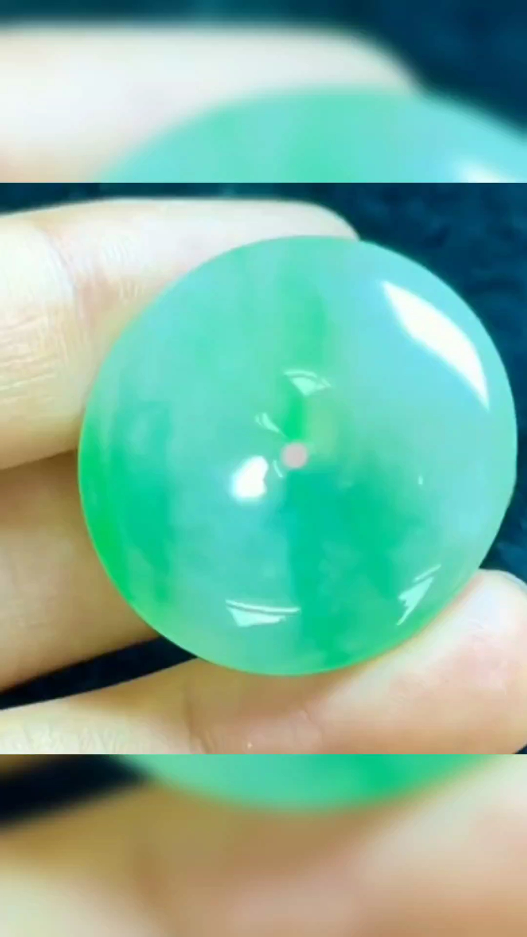 晴绿翡翠平安扣!