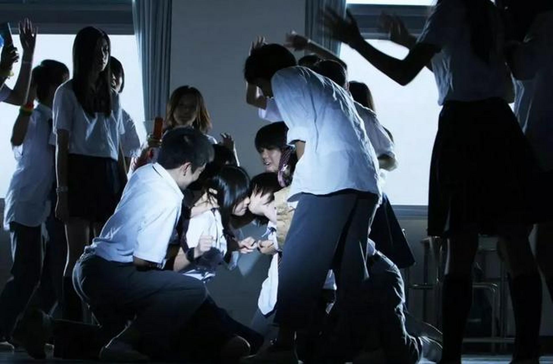 《耻辱体罚学校》
