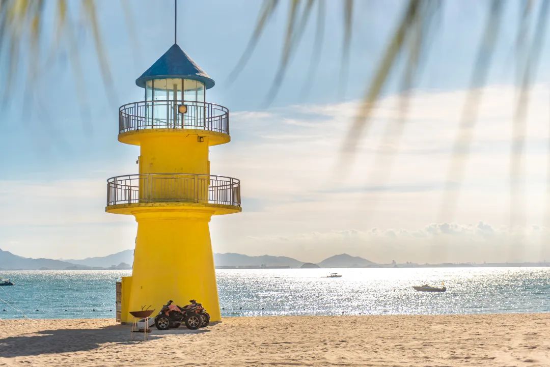 金银滩沙滩位于惠东县巽寮湾滨海旅游度假区内,与其他同区域的热门