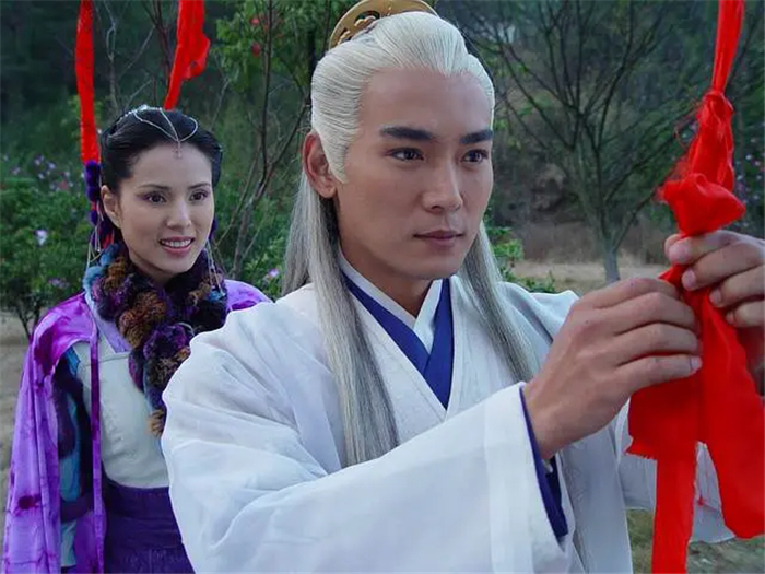 《宝莲灯》:"哮天犬"陈创成为影帝,"小玉姥姥"已去世