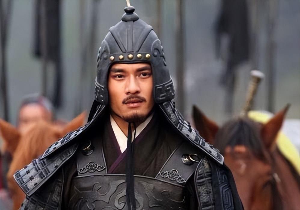 卫青是母亲卫媪和平阳侯府小吏郑季生下的私生子,当时卫媪身边已经有