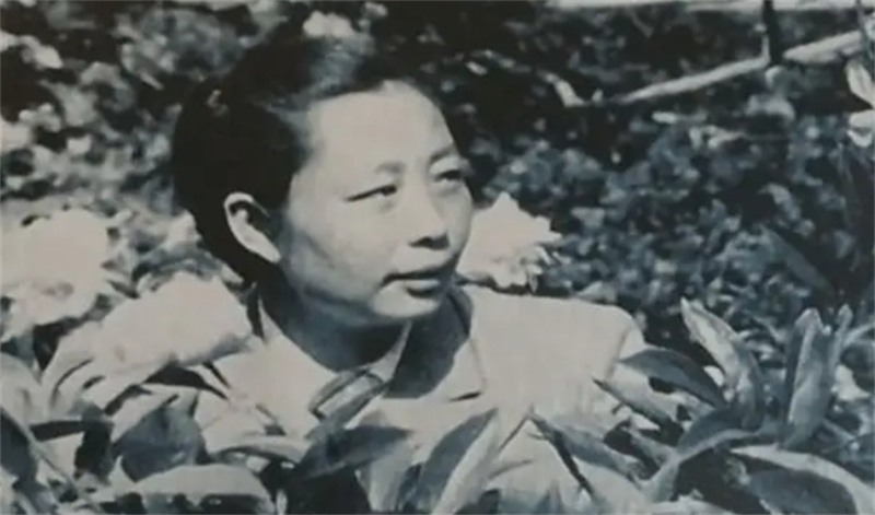 1937年林月琴改嫁罗荣桓,怀孕后才知前夫没死,罗:尊重你的决定