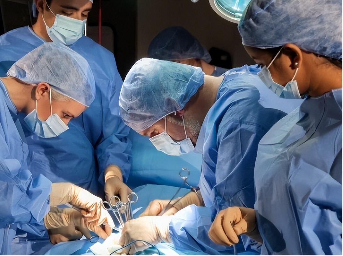 手术室揭秘:一台10万的手术,主刀医生能拿多少?三甲医生告诉你