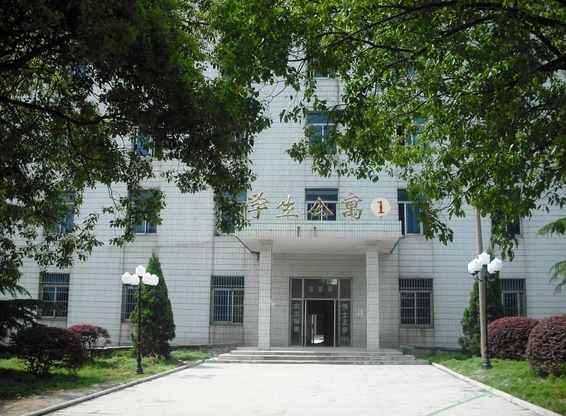 江西技师学院宿舍怎么样?男寝女寝大不一样!