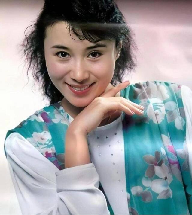 主演《少林寺》的丁岚两婚两离人生如戏 如今60岁的她 容颜可改变
