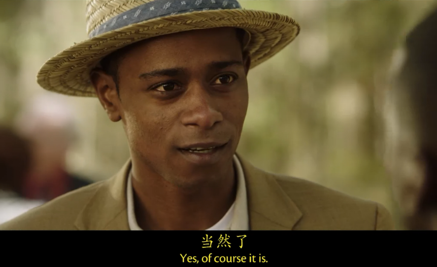 《逃出绝命镇》中的象征主义和暗示,以及对社会议题和观众的触动