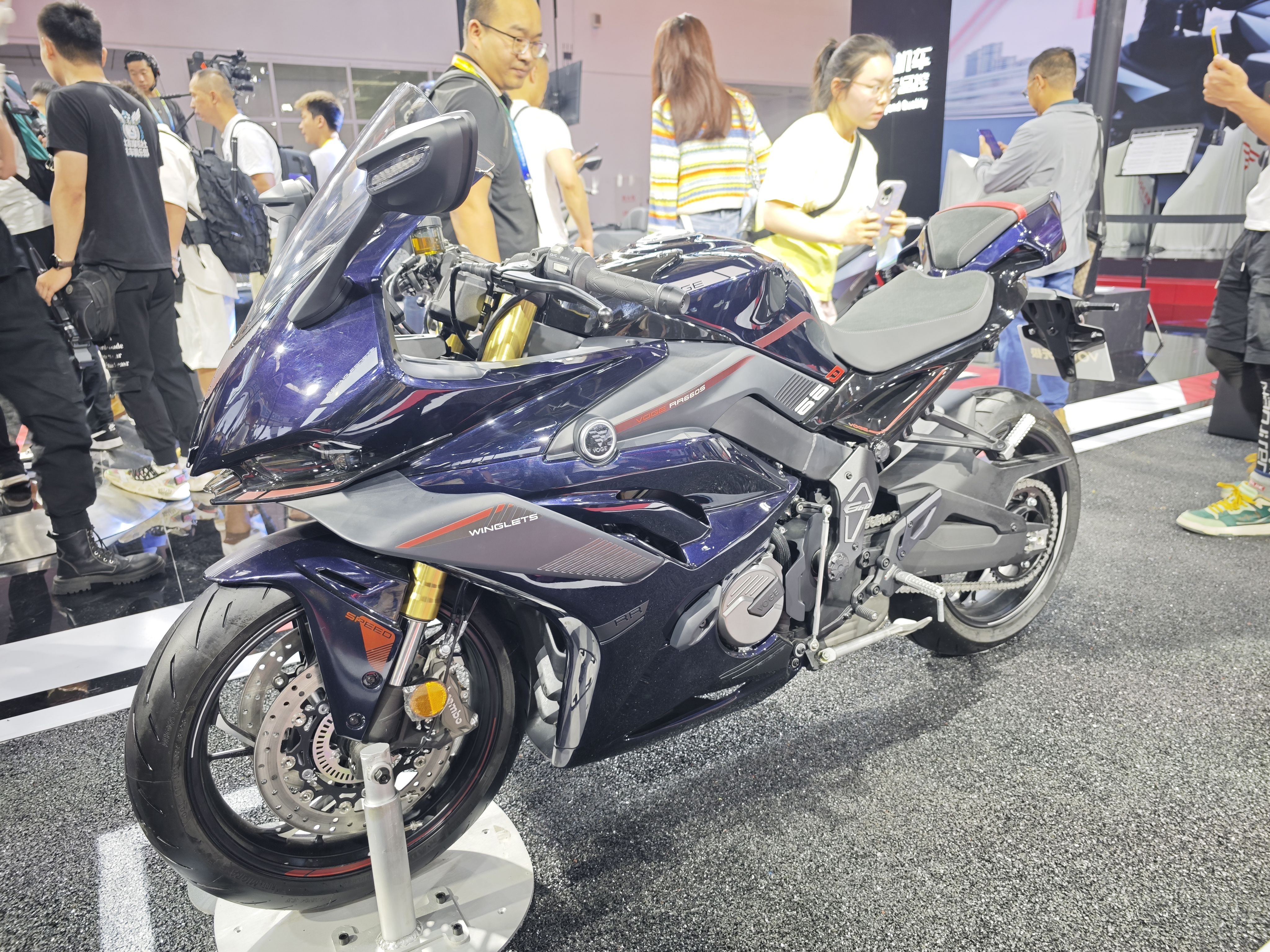 无极 rr660 四缸仿赛值得等,颜值与实力并存!
