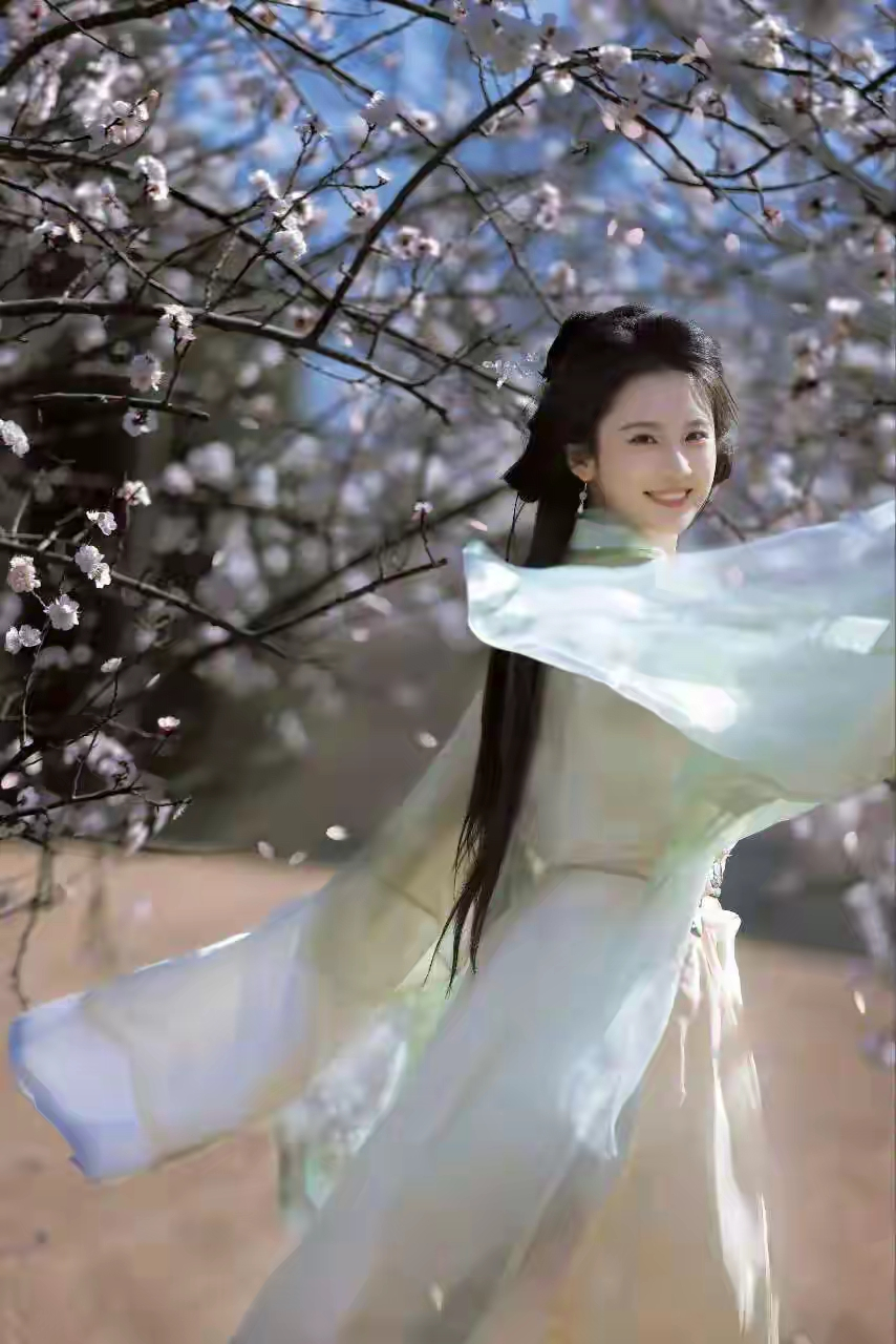 写真美图-美人林下对花卧 #高考起航梦想生活