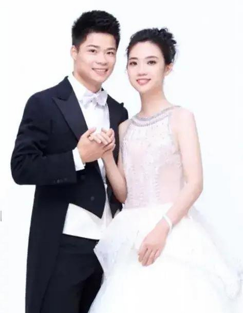 苏炳添的结婚照