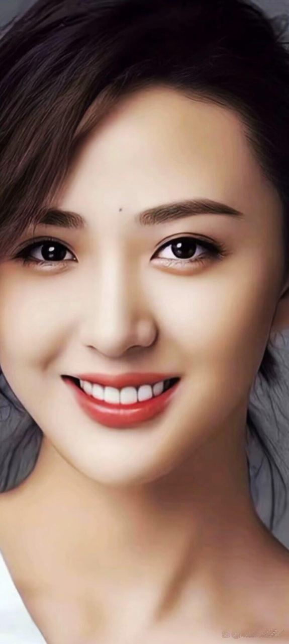 徐小飒87年出生于甘肃省天水市