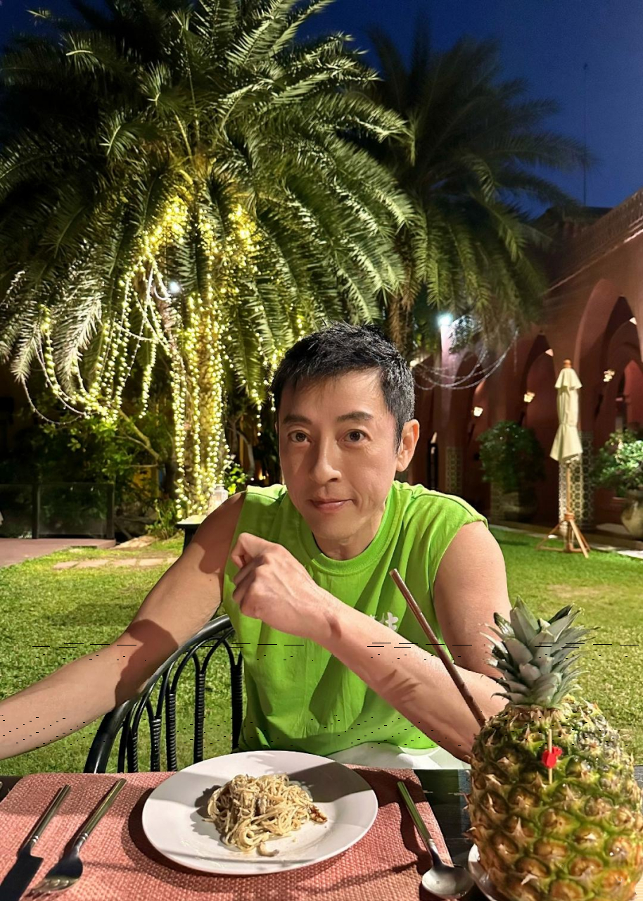 吕颂贤证明男人老了也很帅