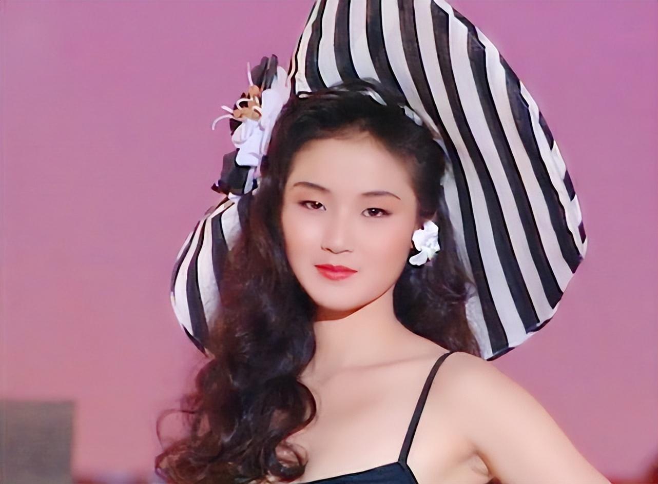 万绮雯:曾非甄子丹不嫁,与陈十三相恋七天闪婚,54岁风采依旧