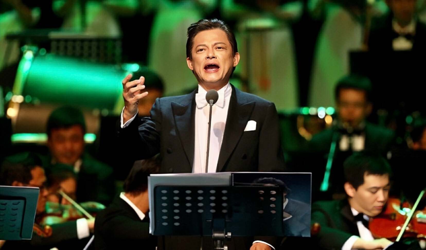 著名歌唱家莫华伦再婚,小30岁娇妻秀丰满身材,穿超短裙险走光