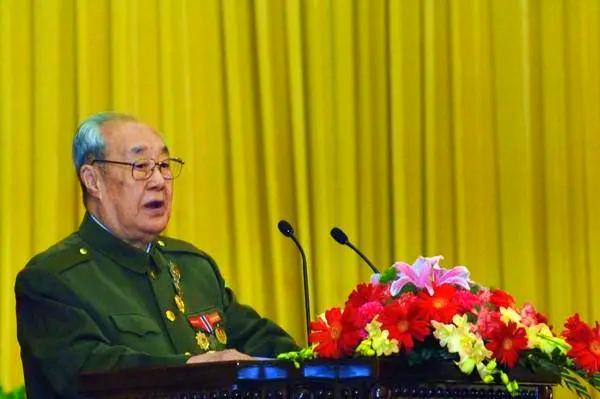 何其宗中将:从川军新兵到南京军区副司令的非凡军旅传奇