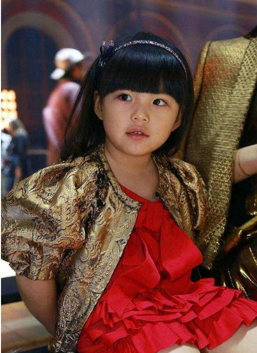 刘德华女儿太漂亮了,恐怕是娱乐圈颜值最高的星二代了吧!