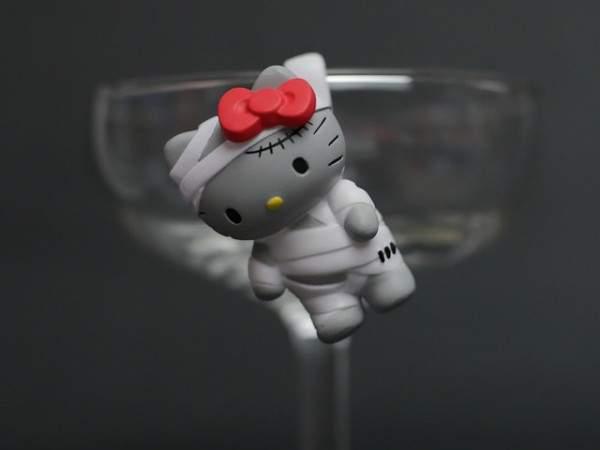娃娃不能随玩,hellokitty背后的恐怖真相