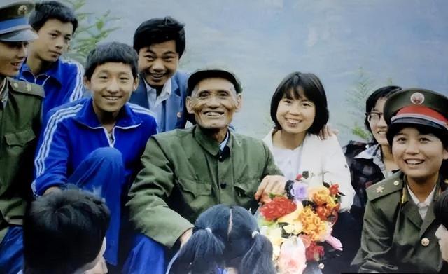狼牙山五壮士葛振林,得知儿子卖自己的勋章吸毒,亲手将他送警局