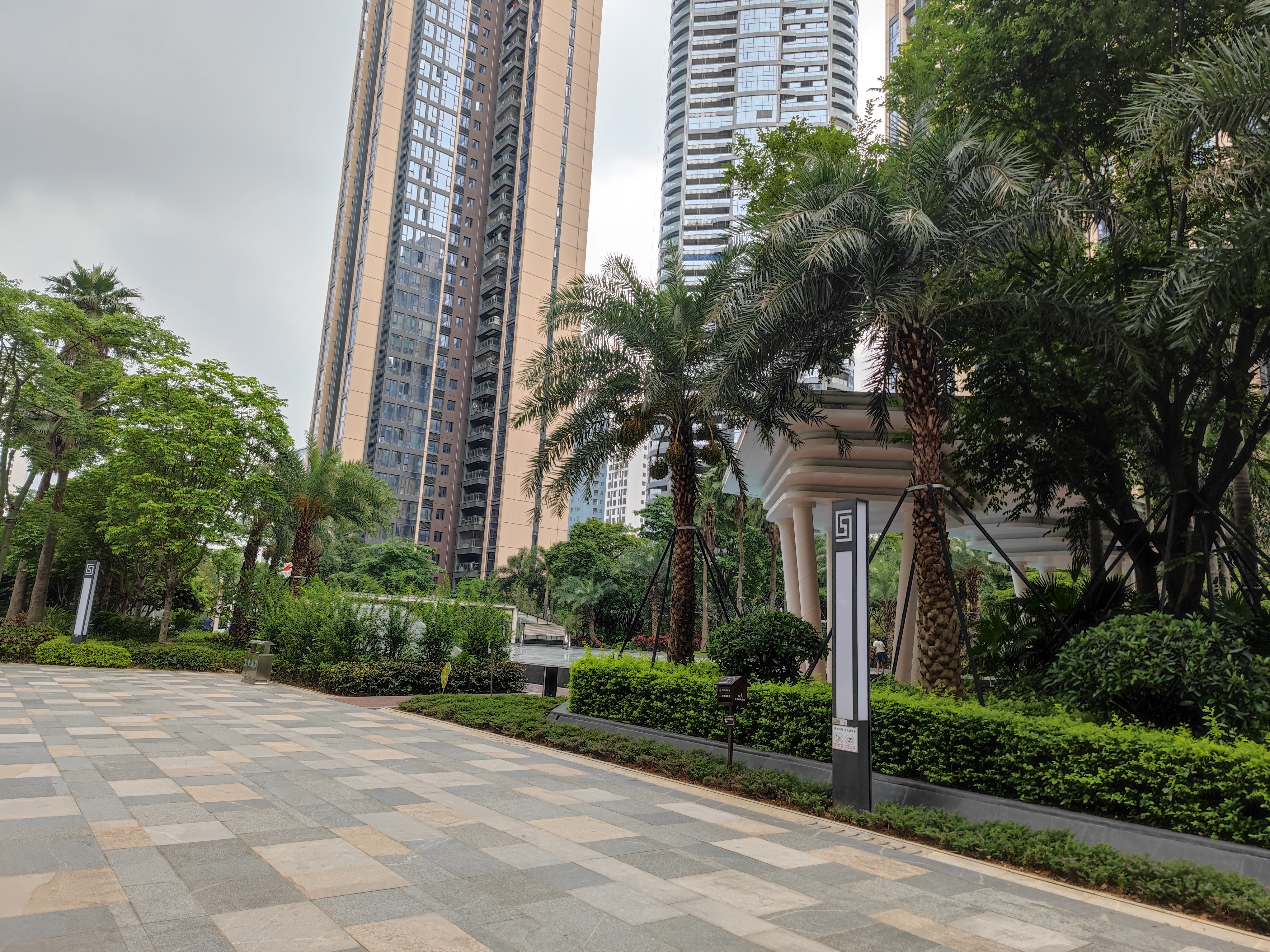 最近两年,眼睛变得容易疲劳,肚子不再像年轻时候胡吃