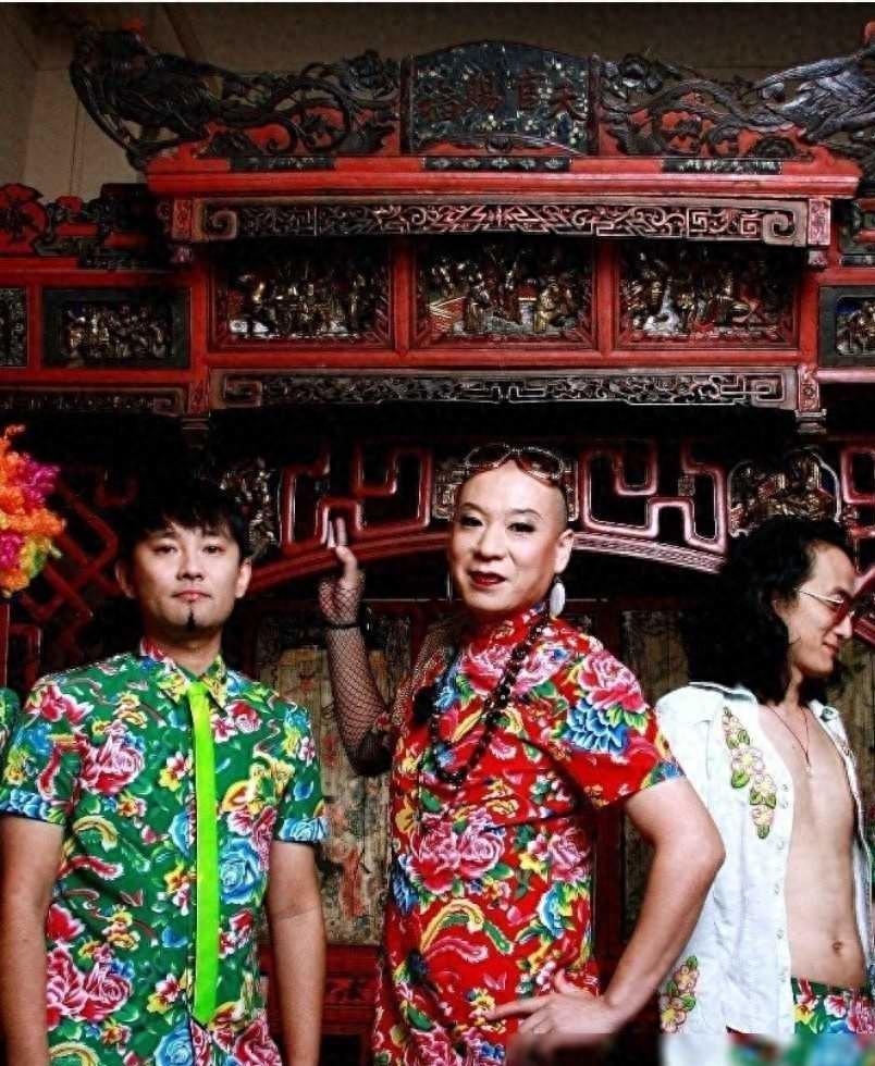 二手玫瑰因为在节目中爆改耍猴儿