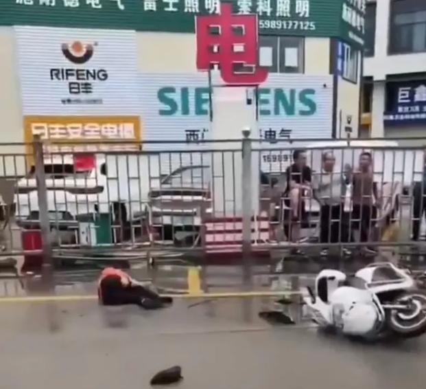 江门奥迪逆行撞人逃逸后续:18小时后未有回复,港媒爆车牌图片