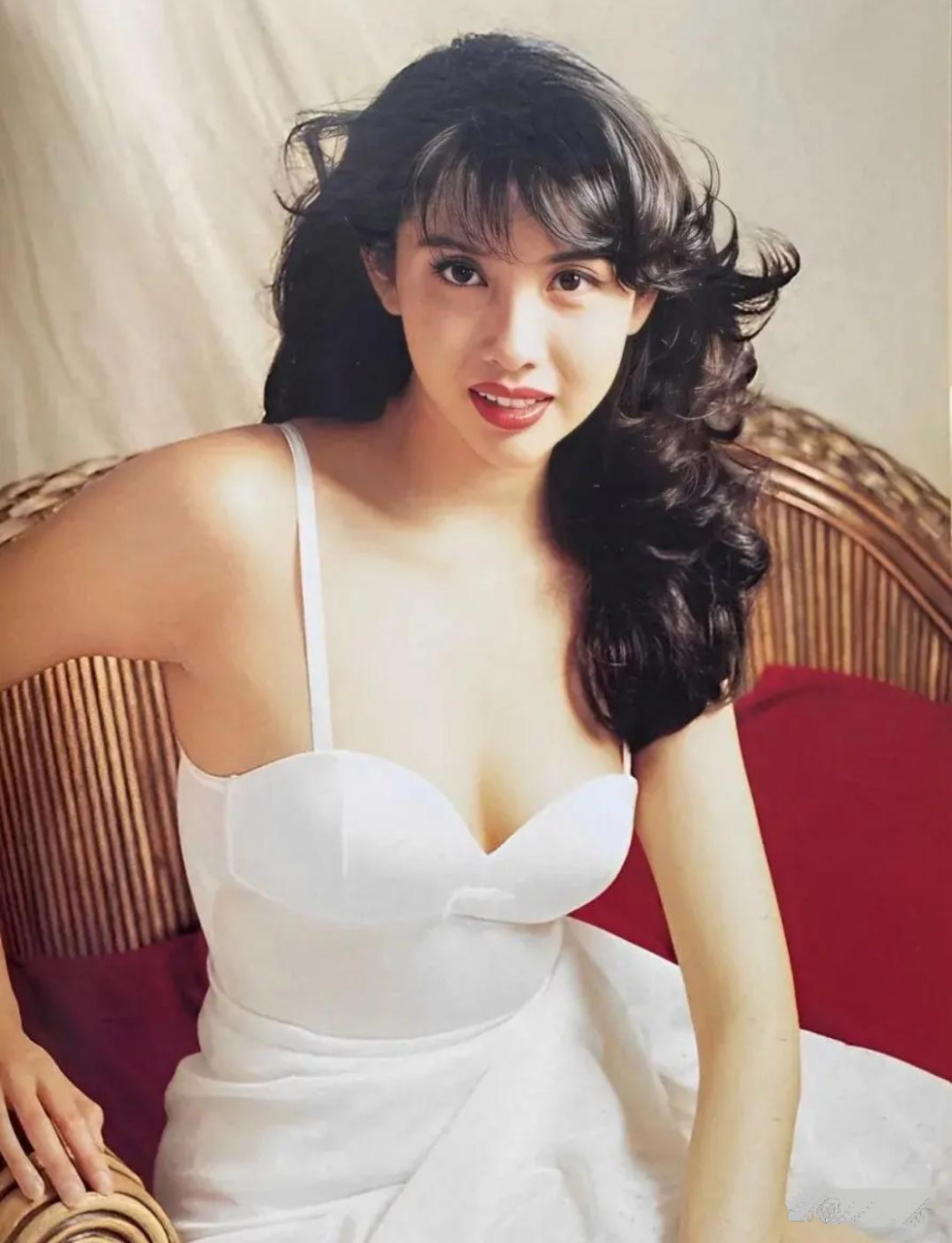 邱淑贞性感又惊艳