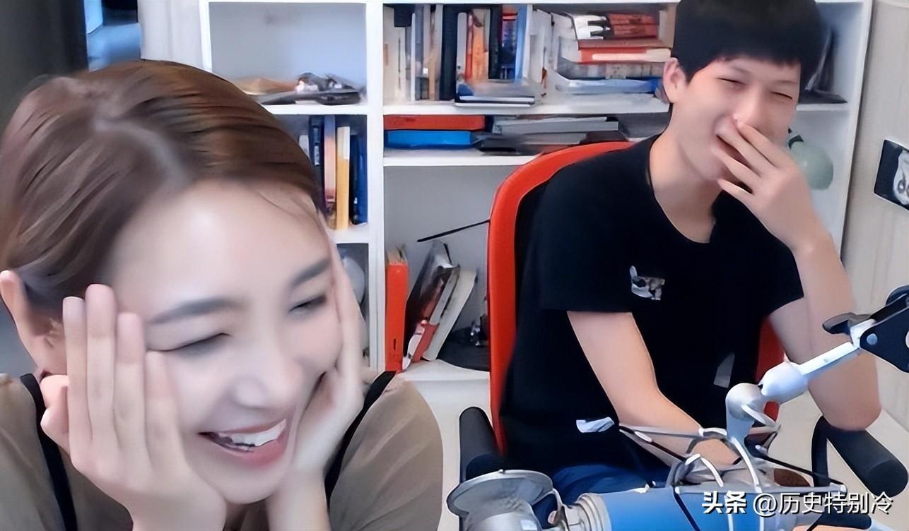 高考状元石悦:考入清华,毕业后取名"女流"当游戏主播年入千万