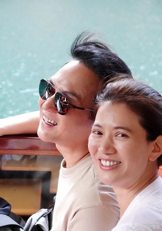 张智霖曾自曝没有性生活,结婚20年,犹如躺在一张床上的兄弟