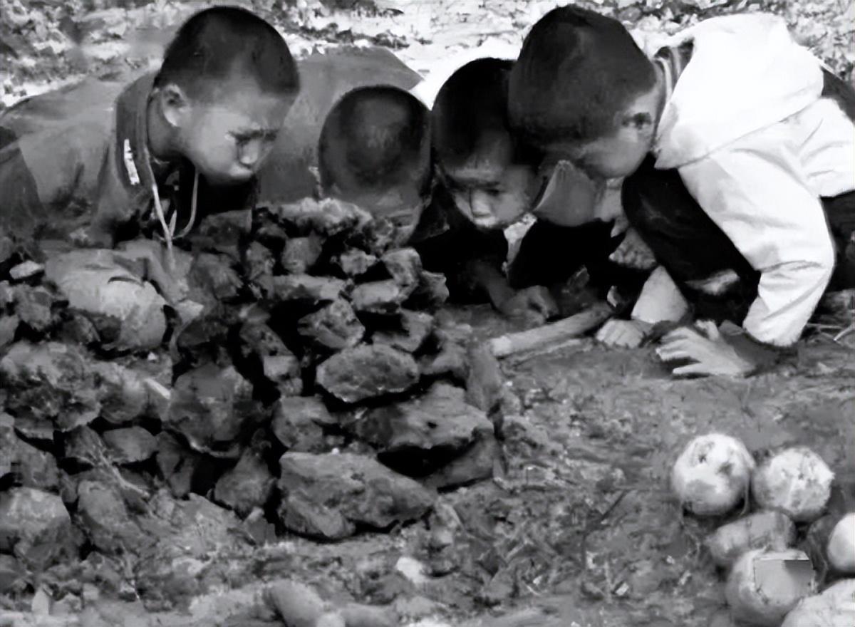 80年代的老照片:回不去的童年,70,80后有没有戳中你的泪点