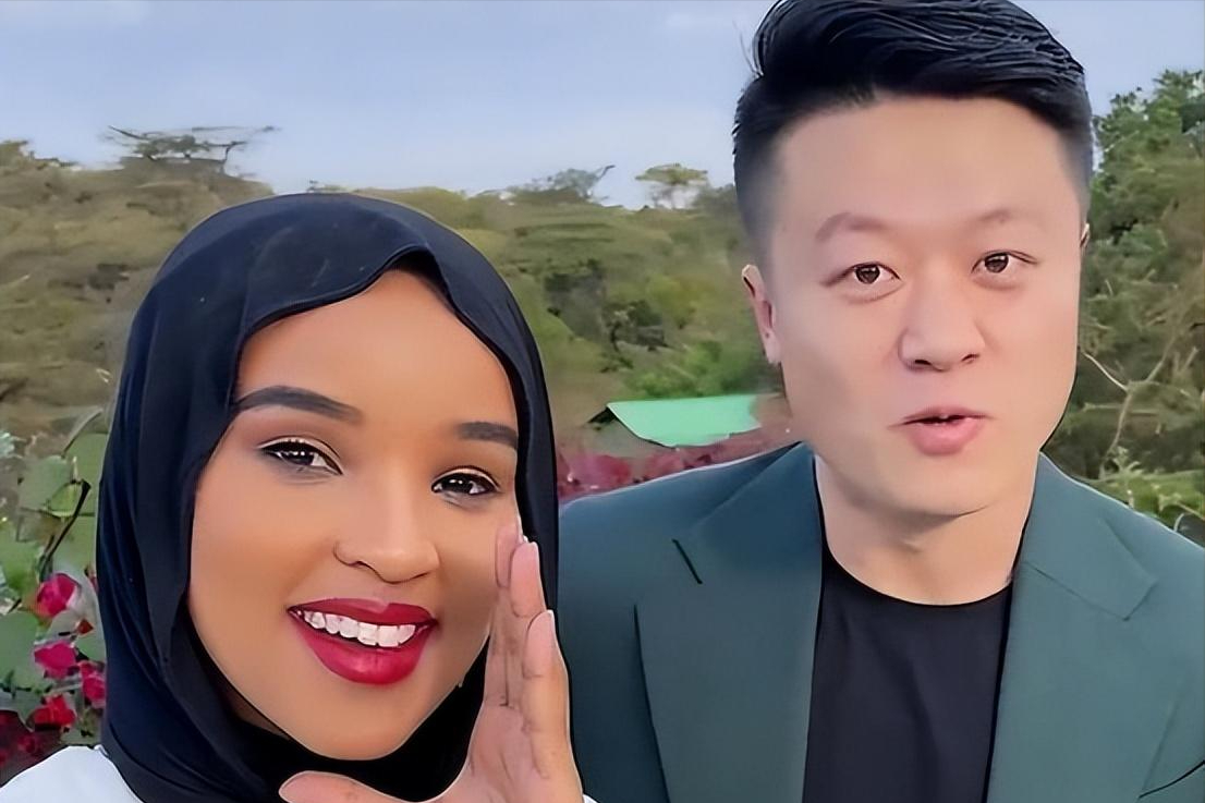 非洲土皇帝王垚:丰臀辣妹当助理,生活奢靡为何还多次被官媒表扬