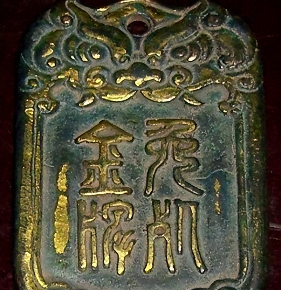 临死前,李善长掏出免死金牌,朱元璋冷笑:你看看背面写了什么