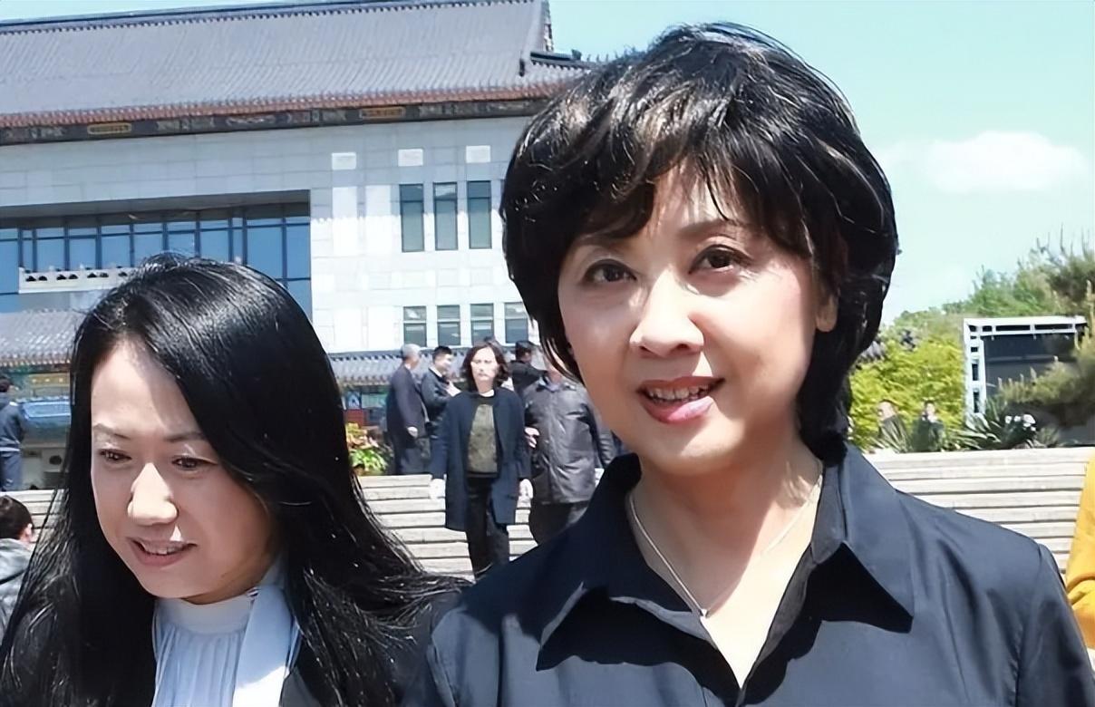 看到"女儿国国王"朱琳近况,才明白她为什么是"大陆第一美人"