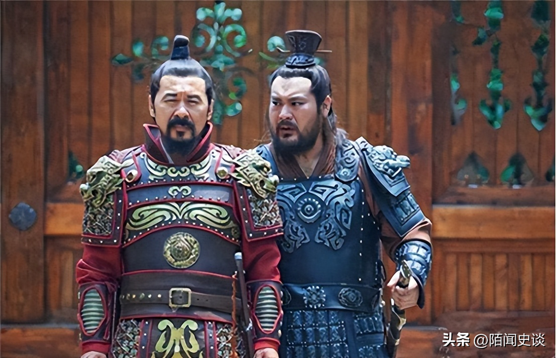 皇上请弟弟吃饭,倒杯毒酒说:祝弟弟活千岁,弟弟一句话保住性命