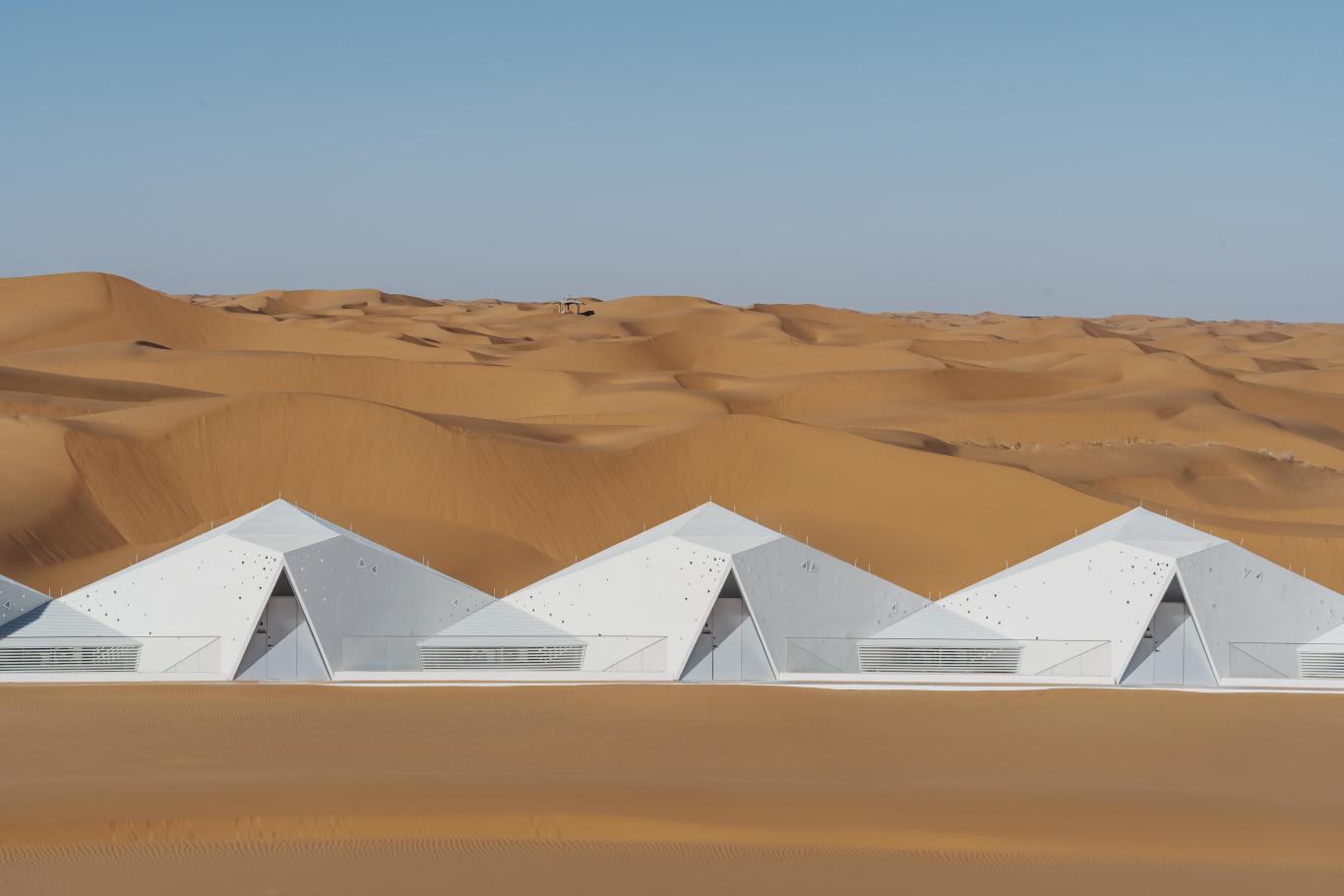 国内新开顶奢酒店,沙漠中的钻石之心